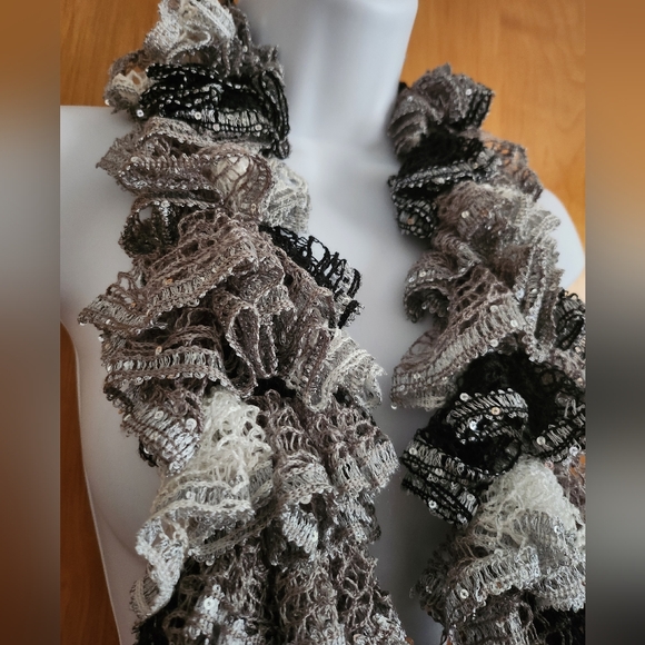 Crochet Ruffle Scarf Handmade - Picture 6 of 9